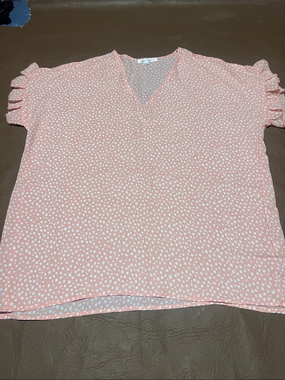 Light Pink V-Neck Short Sleeve Blouse with Dot Print